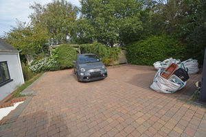 Parking - click for photo gallery